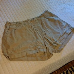 🌿Tan Linen Shorts